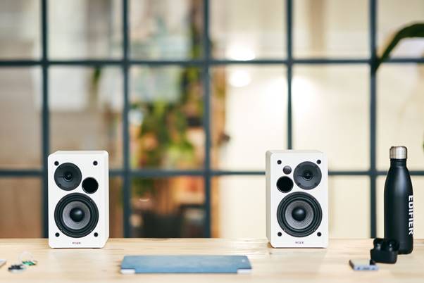 Edifier Global on X: The Edifier R1280T speakers are now available in  white. With the same trusted features as the already available R1280T's,  you are guaranteed the same incredible listening experience. 📸 @