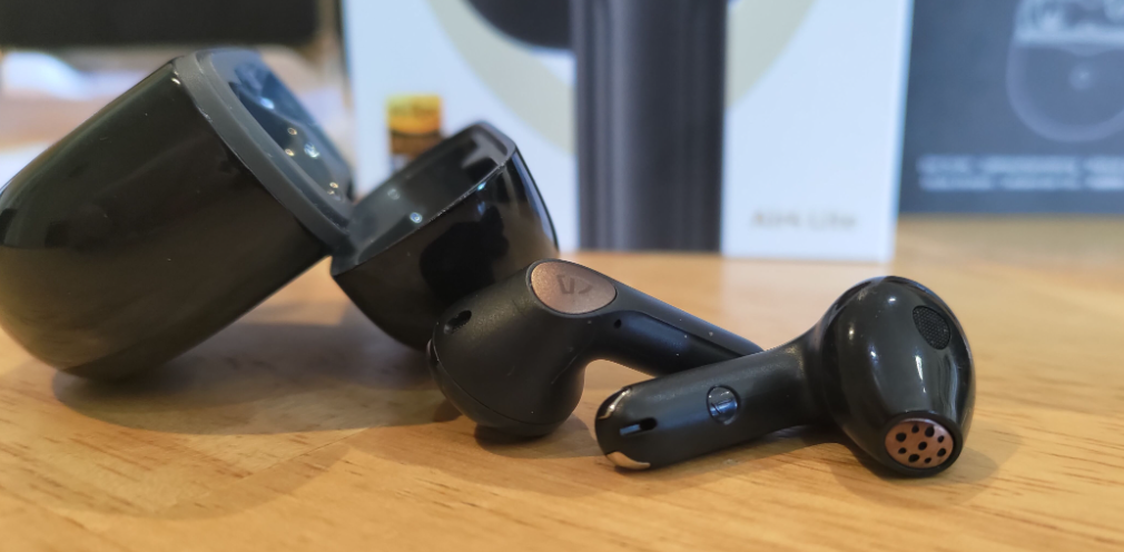 Soundpeats Air4 Lite earbuds - techbuzzireland