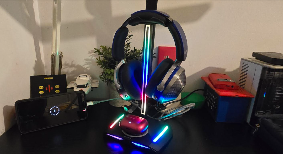 New Bee Z12 RGB Headphones Stand Holder with Wireless Charging - techbuzzireland