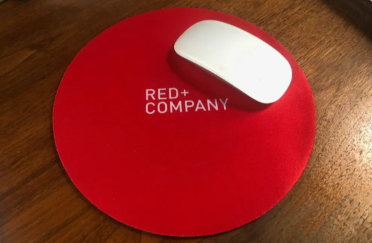 From Pixels to Print: Designing Corporate Mouse Pads That Look as Good as They Feel
