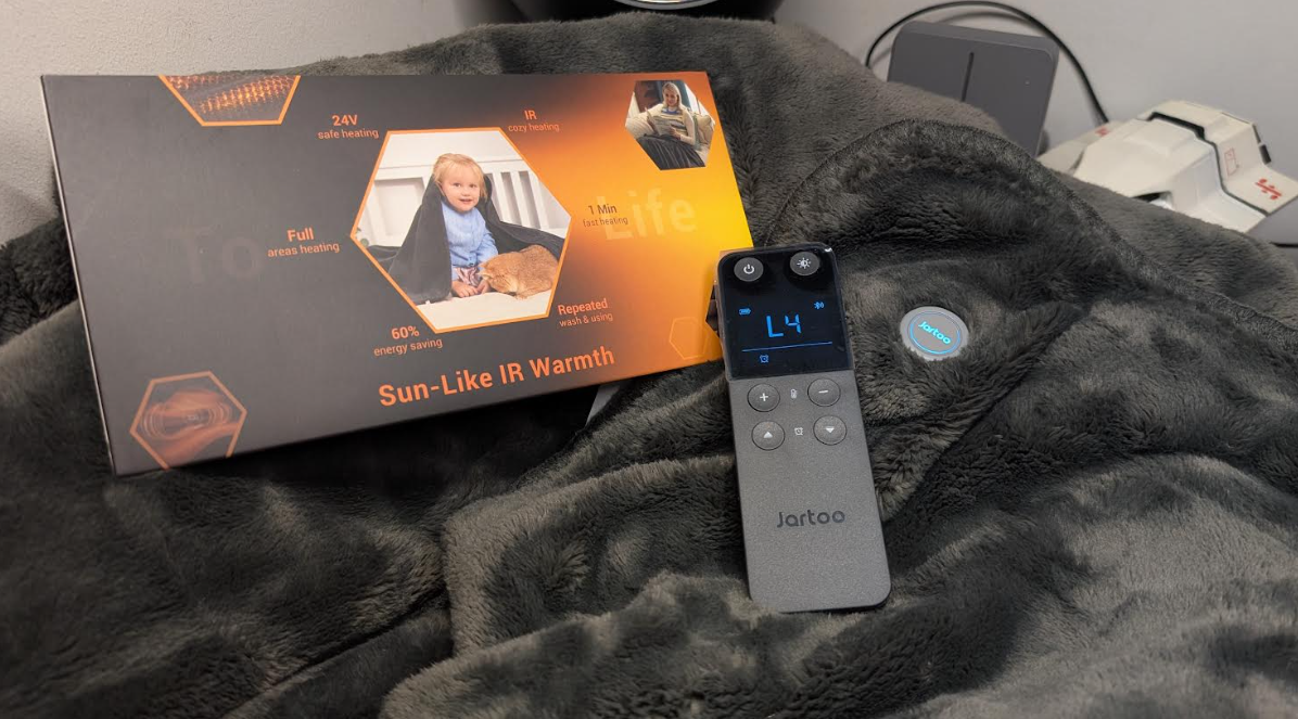 Jartoo - World's First Carbon Nanotube Heated Blanket Review - techbuzzireland