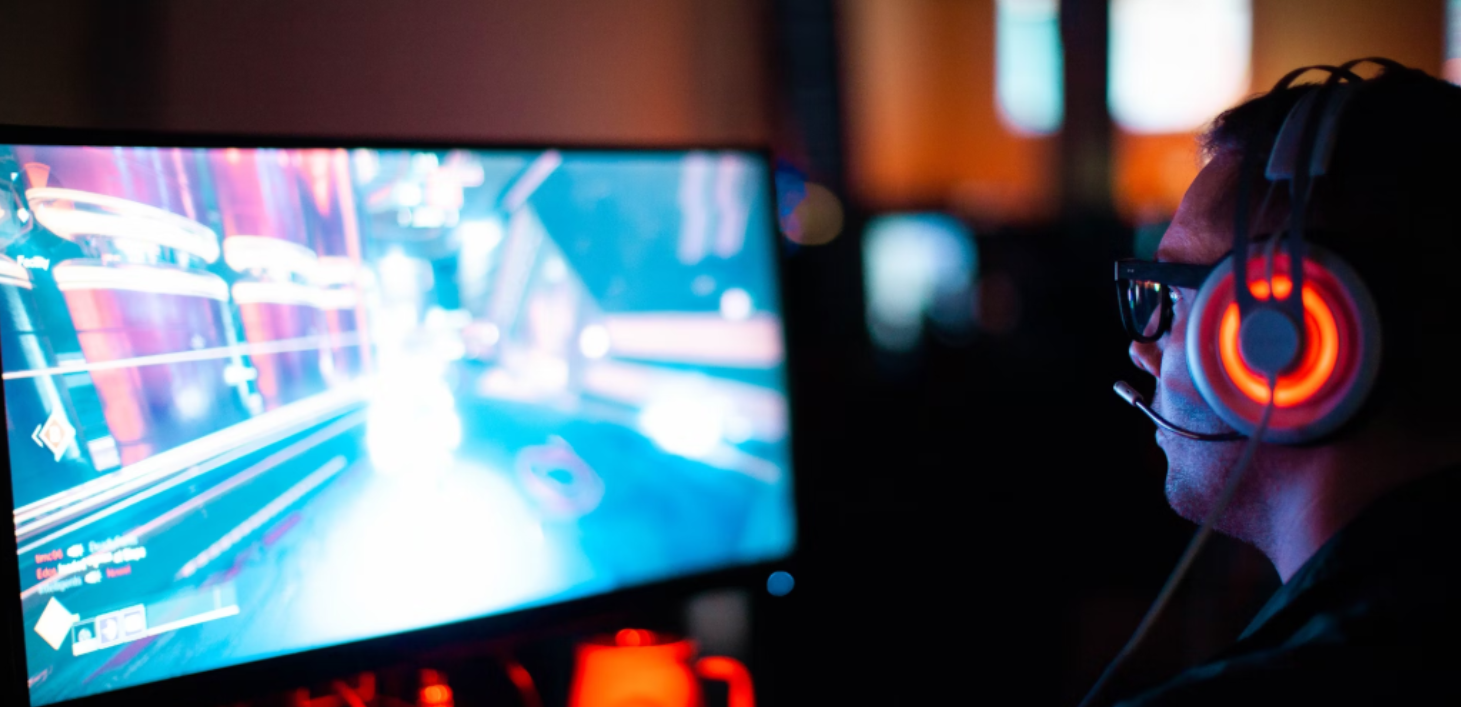 7 Simple Ways To Stay Safe When Gaming Online