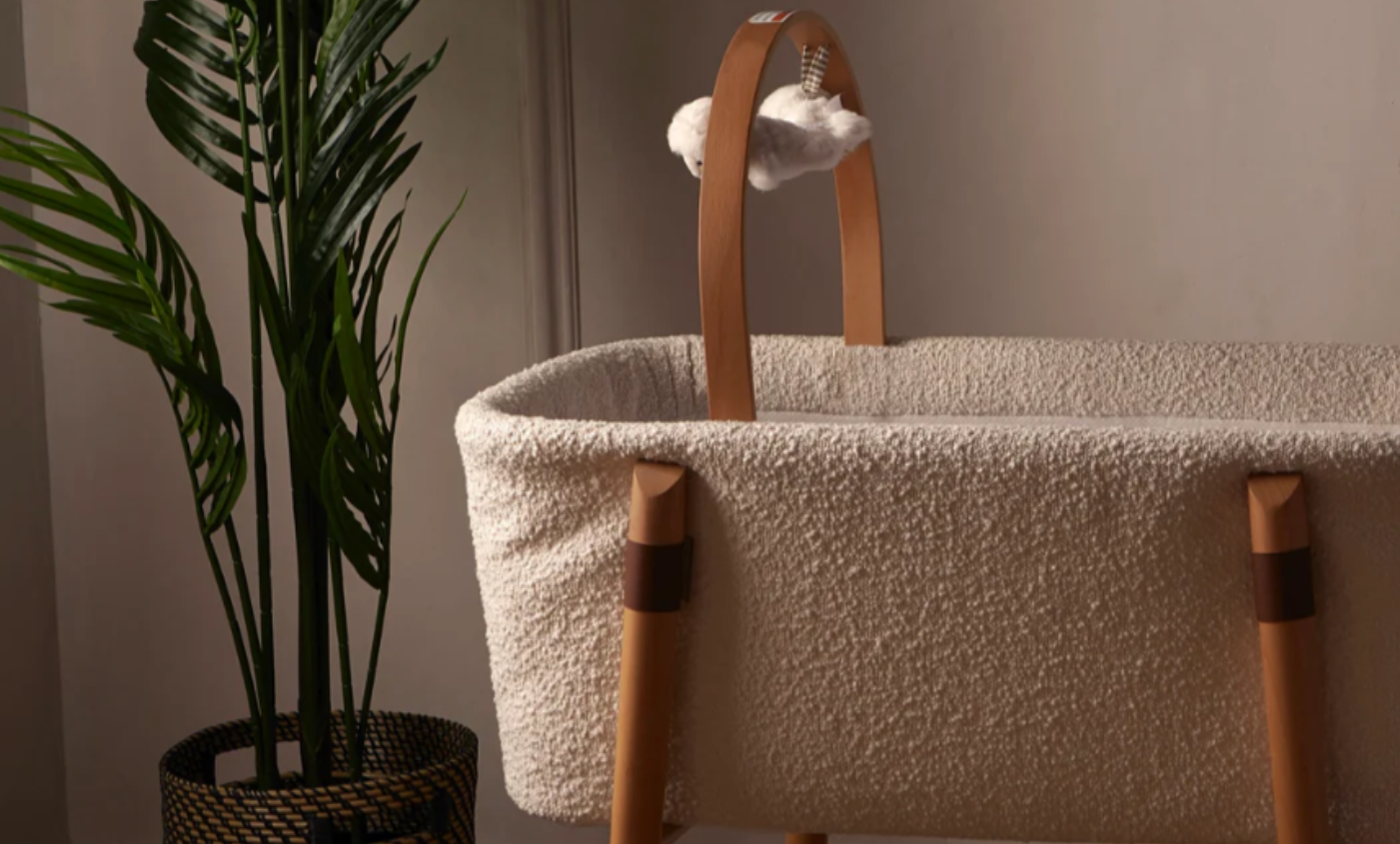 Baby Elegance Launches Vola Crib & Changing Unit - techbuzzireland