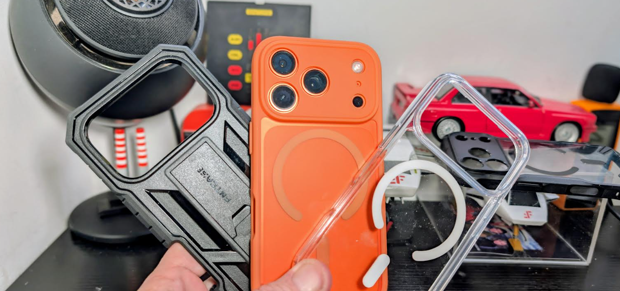 FNTCASE line up for the iPhone 17 Pro Review