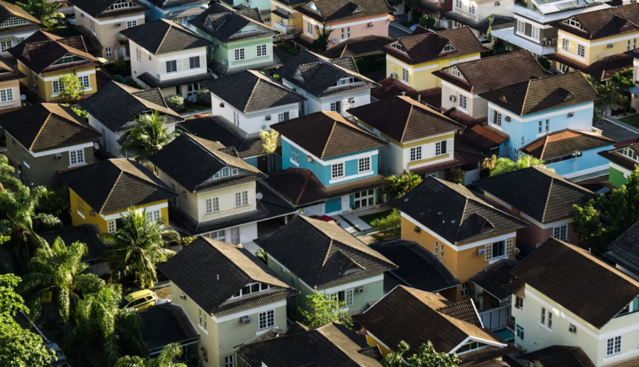 How Online Conveyancing Platforms Are Transforming Property Transactions in Ireland and England