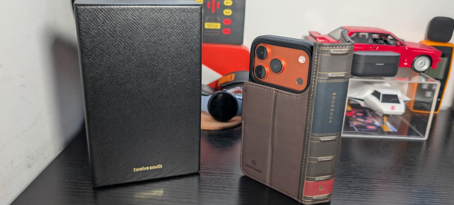 Twelve South BookBook for iPhone 17 Pro Review - techbuzzireland
