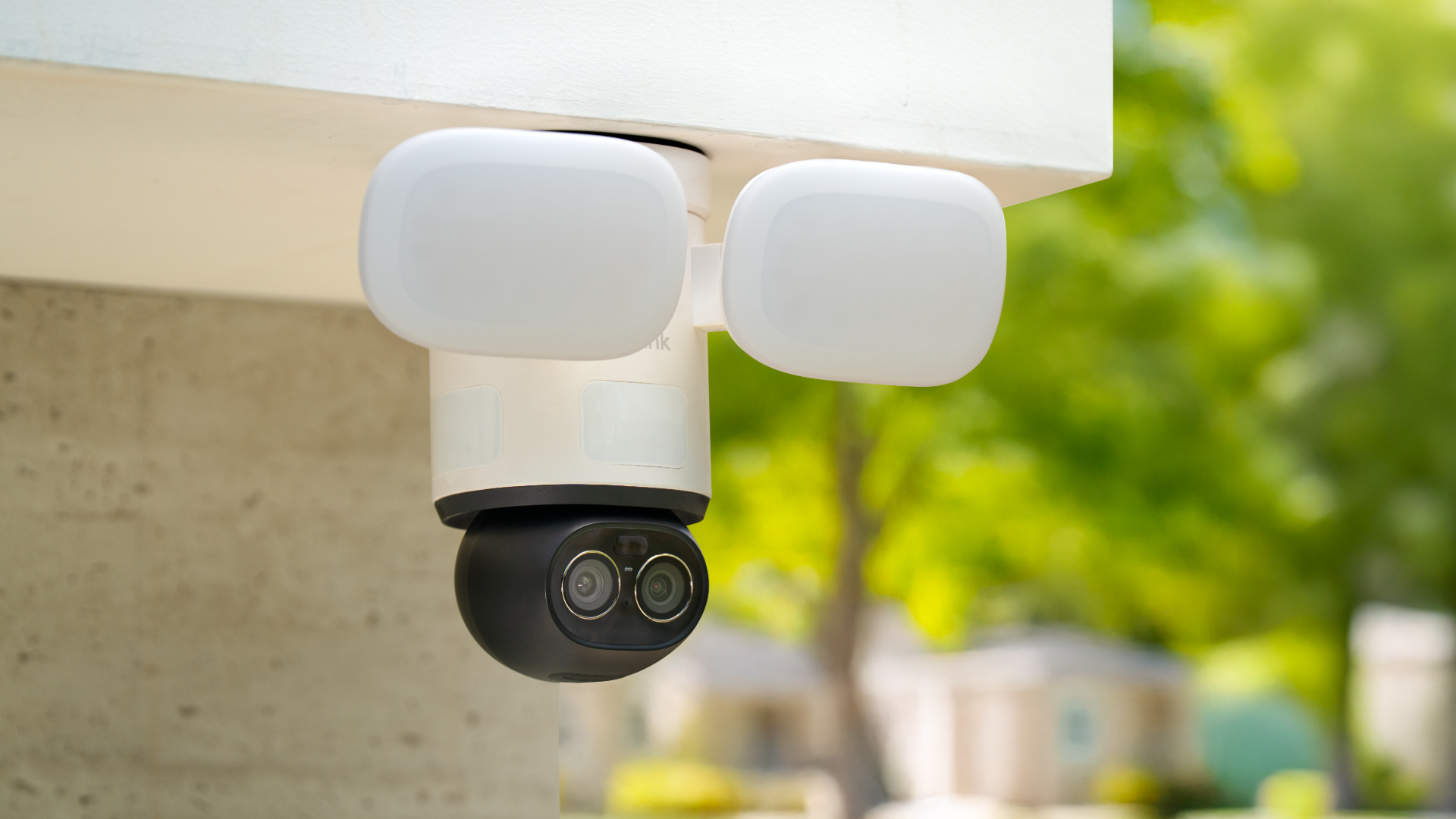 Reolink Launches TrackFlex Floodlight WiFi with 360-Degree Coverage - techbuzzireland