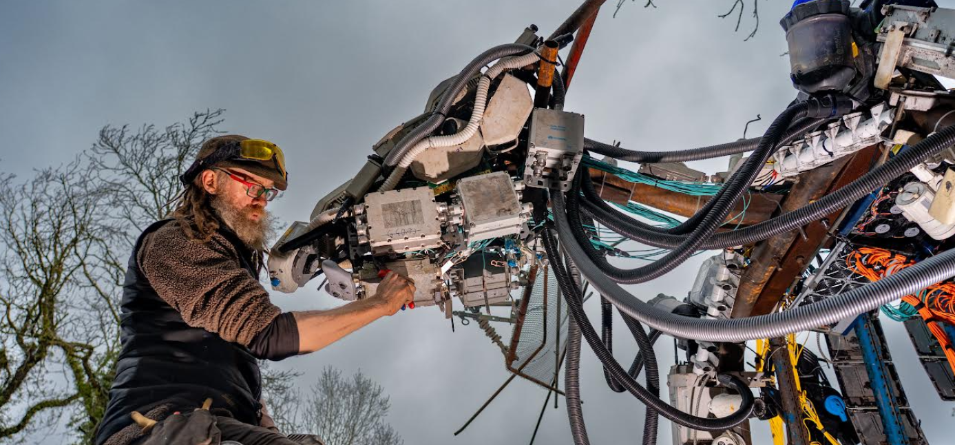 ERP’s Giant ‘Trash EEE-lk’ Makes Invisible Electrical Waste Impossible to Ignore This St Patrick’s Festival