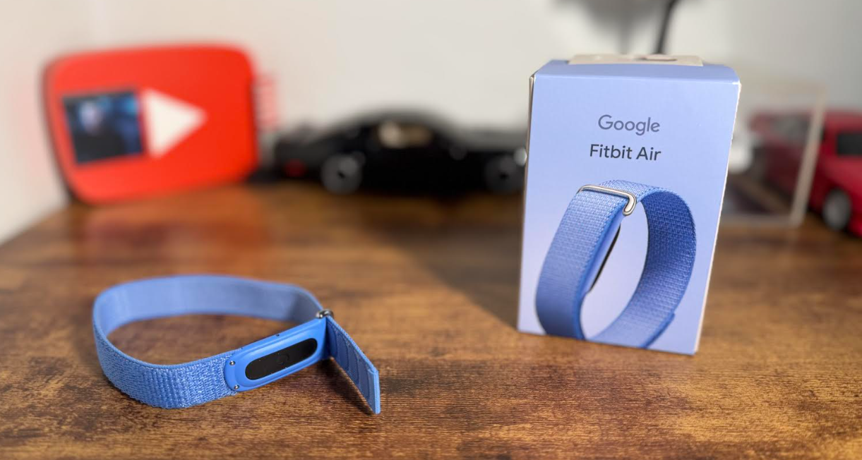 Google introduces Fitbit Air - First Look techbuzzireland.com
