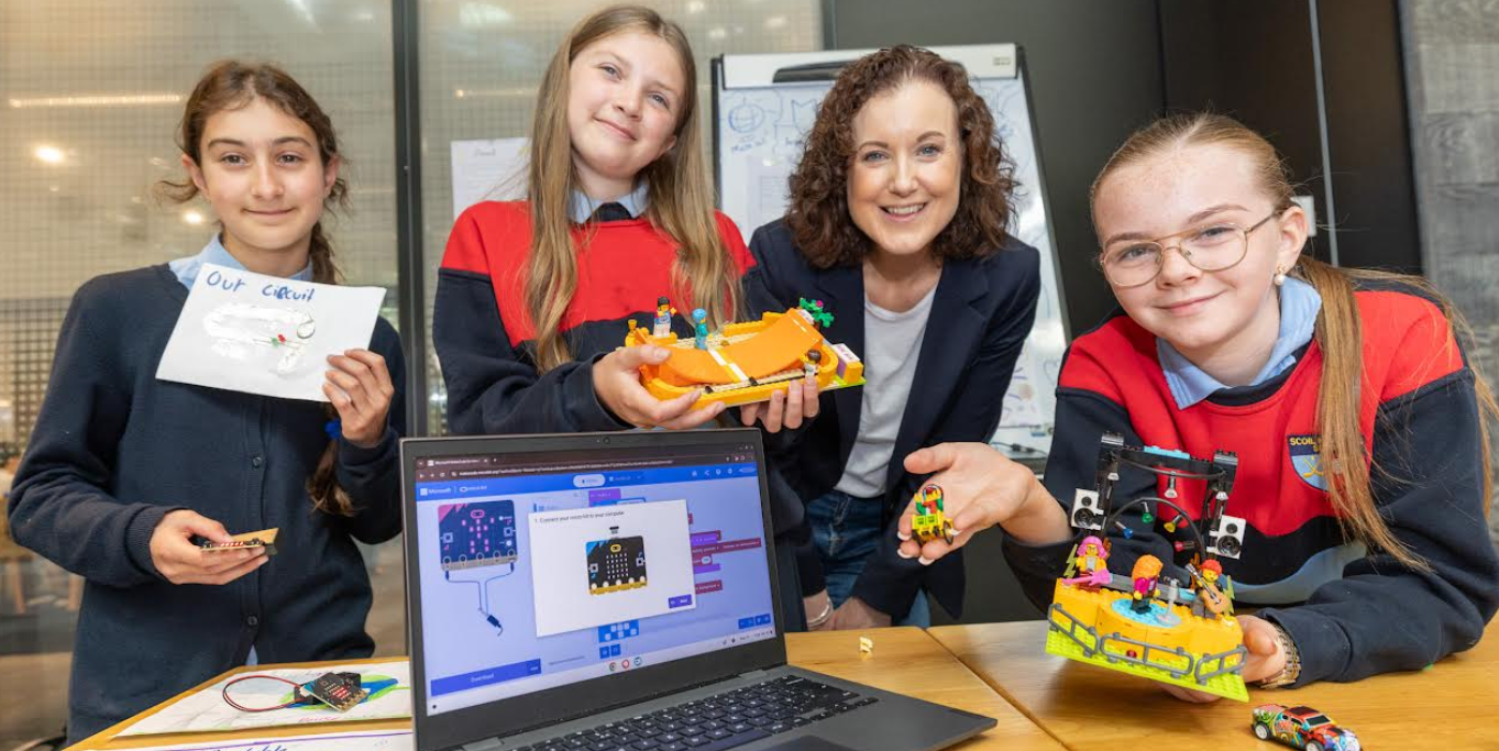 Hundreds of pupils from West Dublin, Fingal and Kildare showcase STEM and AI projects at Microsoft Dream Space - techbuzzireland.com